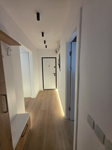 Tineretului, 5 minute metrou, pe strada Poenari, renovat, mobilat, utilat