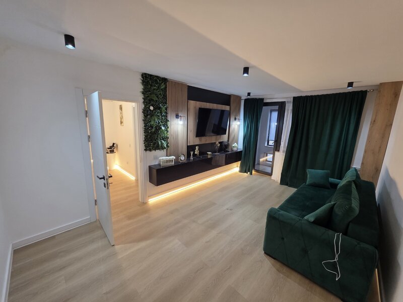 Tineretului, 5 minute metrou, pe strada Poenari, renovat, mobilat, utilat